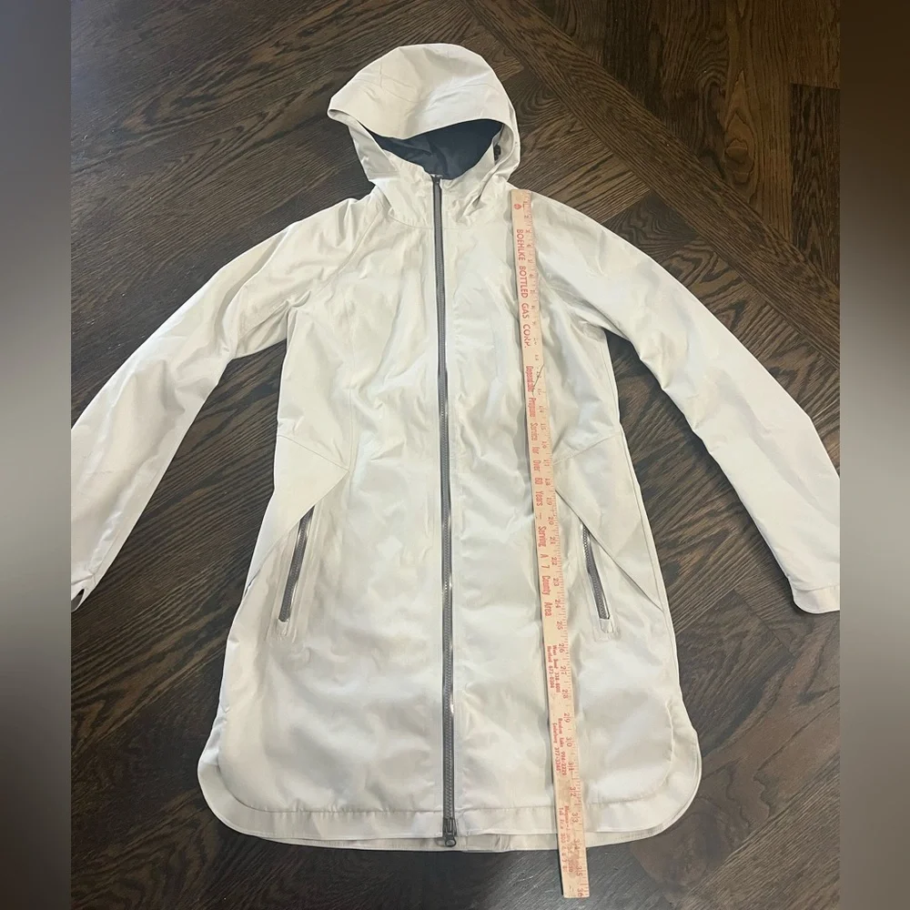 lululemon athletica Cream rain Trench Coat with Hood small jacket tan - Picture 3 of 17